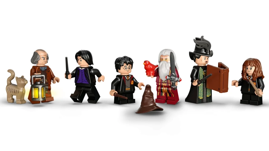 Set construcție Lego Harry Potter Hogwarts: Dumbledore’s Office, 654 elemente cumpăra în Chișinau