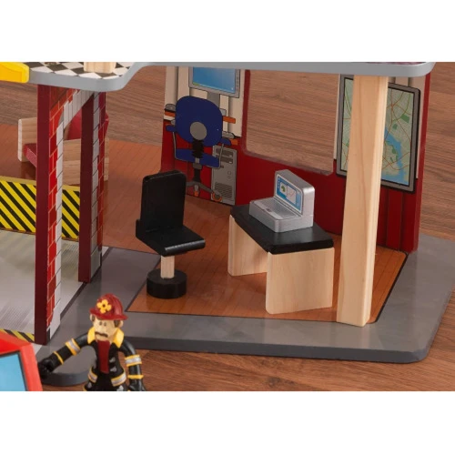 Игровой набор KidKraft Deluxe Fire Station, деревянная пожарная станция, 27 элементов купить в Кишиневе