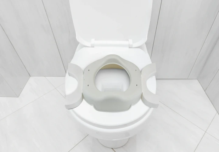 Горшок портативный 2in1 BabyJem Portable Seat Sand Beige с 5 пакетами, 15 мес+ купить в Кишиневе