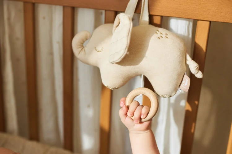 Jucărie cu pandantiv Jollein Music Elephant Tales cumpăra în Chișinau