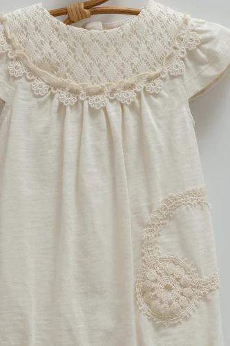 Salopetă Caramell Lace Flowers Ecru & Beige (6-9L) cumpăra în Chișinau
