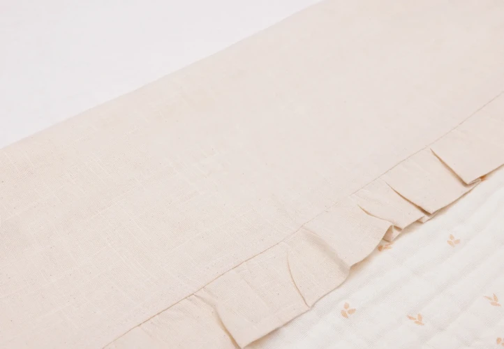 Простыня для детской кроватки Jollein Ruffle Natural, 120x150 см купить в Кишиневе