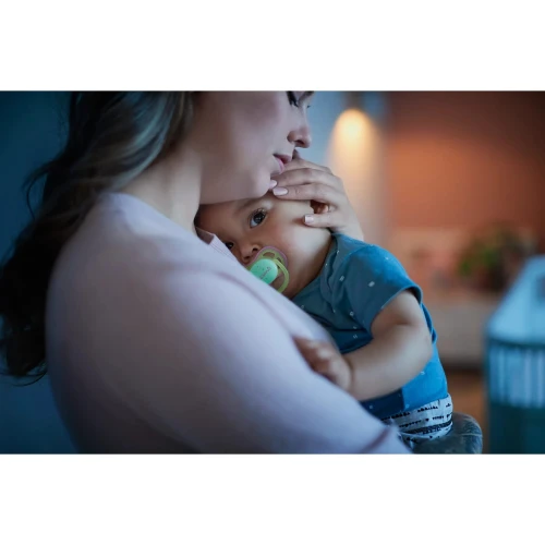 Suzeta simetrica ortodontica din silicon Philips Avent Ultra Air Nighttime (0-6 luni), 2 buc. cumpăra în Chișinau