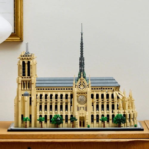Set construcție Lego Architecture Notre-Dame de Paris, 4383 elemente cumpăra în Chișinau