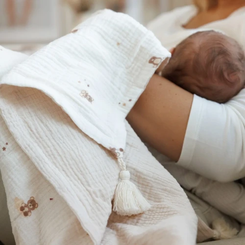 Одеяло с бахромой BabyOno Muslin Beige, 75x100 см купить в Кишиневе