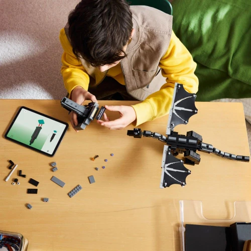 Set construcție Lego Minecraft The Ender Dragon, 803 elemente cumpăra în Chișinau