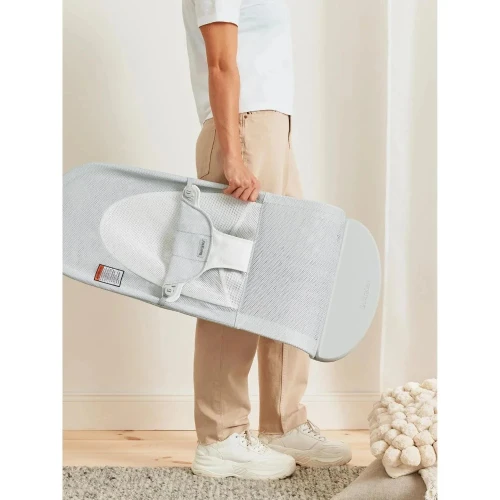 Balansoar BabyBjorn Balance Soft Mesh, Silver/White cumpăra în Chișinau