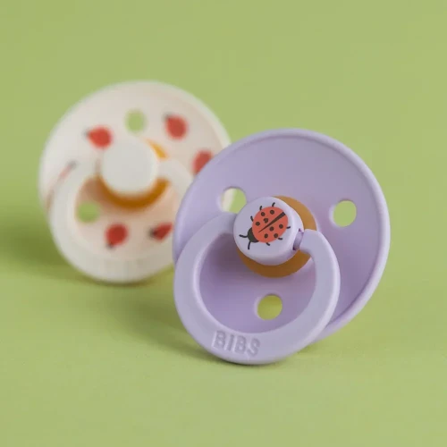 Круглые латексные соски Bibs Studio Colour Ladybug Blush & Sand (18-36 мес.), 2 шт. купить в Кишиневе