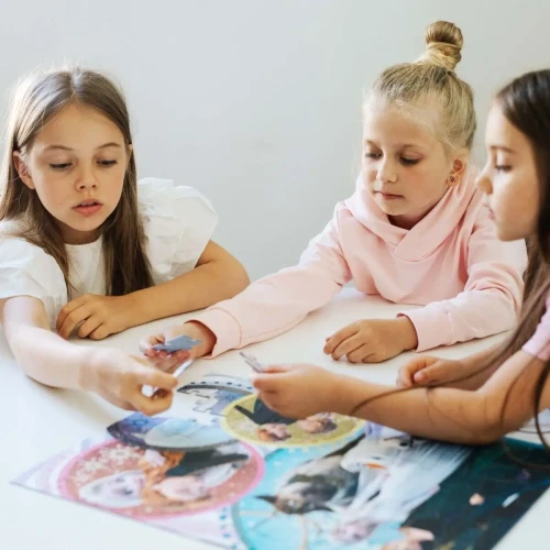 Пазл Trefl Disney Frozen 2 In the glow of love Glitter, 100 элементов купить в Кишиневе