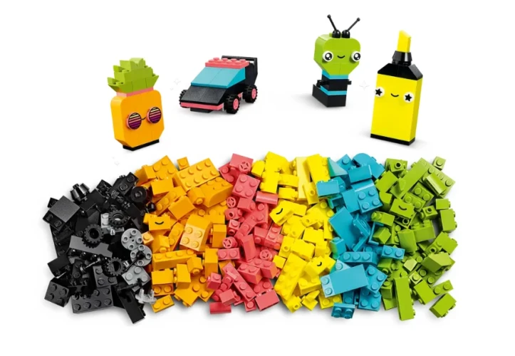 Конструкторы Lego Classic Creative Neon Fun, 333 элементов купить в Кишиневе