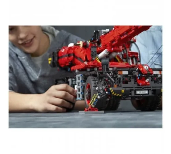 Constructor Lego Technic "Macara pentru teren accidentat" (4057 el.) cumpăra în Chișinau