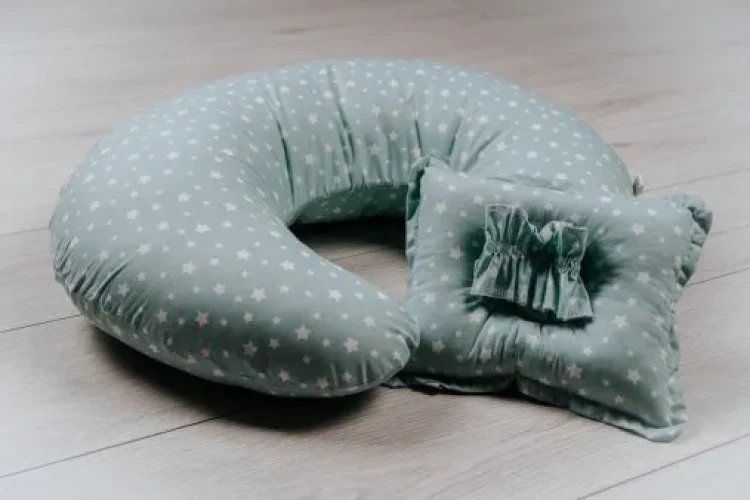 Подушка для кормления PernaMea Stars Mint купить в Кишиневе