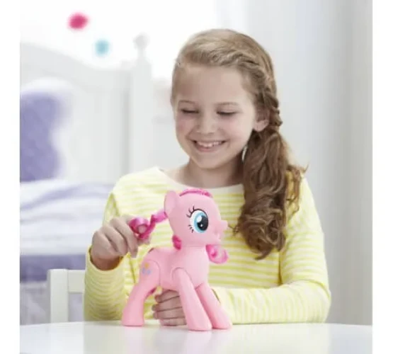 Интерактивная игрушка My Little Pony "Смеющаяся Пинки Пай" купить в Кишиневе