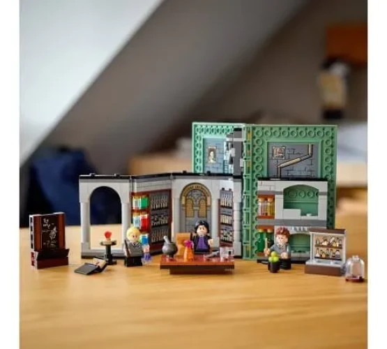 Constructor Lego Harry Potter "Studierea la lecția de poțiuni Hogwarts" (271 el.) cumpăra în Chișinau