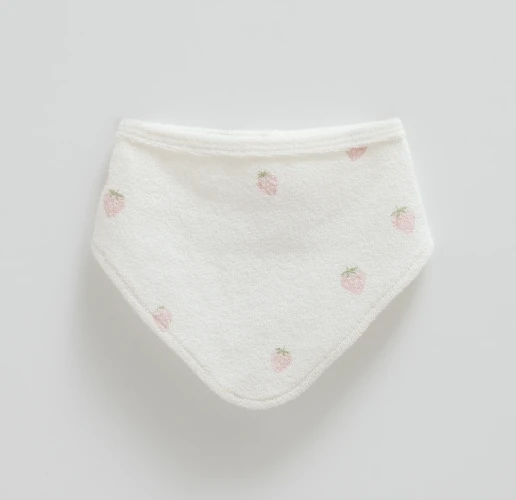 Хлопковый слюнявчик Caramell Berry Days Ivory купить в Кишиневе