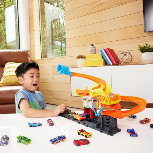 Set constructie Hot Wheels City Pizza Slam Cobra Attack, 2 elemente cumpăra în Chișinau