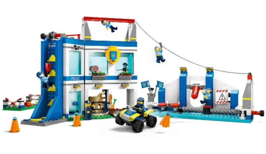 Конструкторы Lego City Police Training Academy, 823 элементов купить в Кишиневе