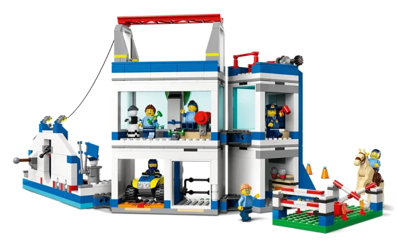 Конструкторы Lego City Police Training Academy, 823 элементов купить в Кишиневе
