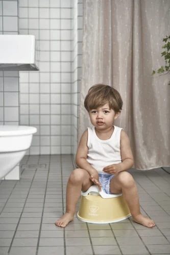 Горшок для детей BabyBjorn Smart Potty Powder Yellow, 6 мес+ купить в Кишиневе