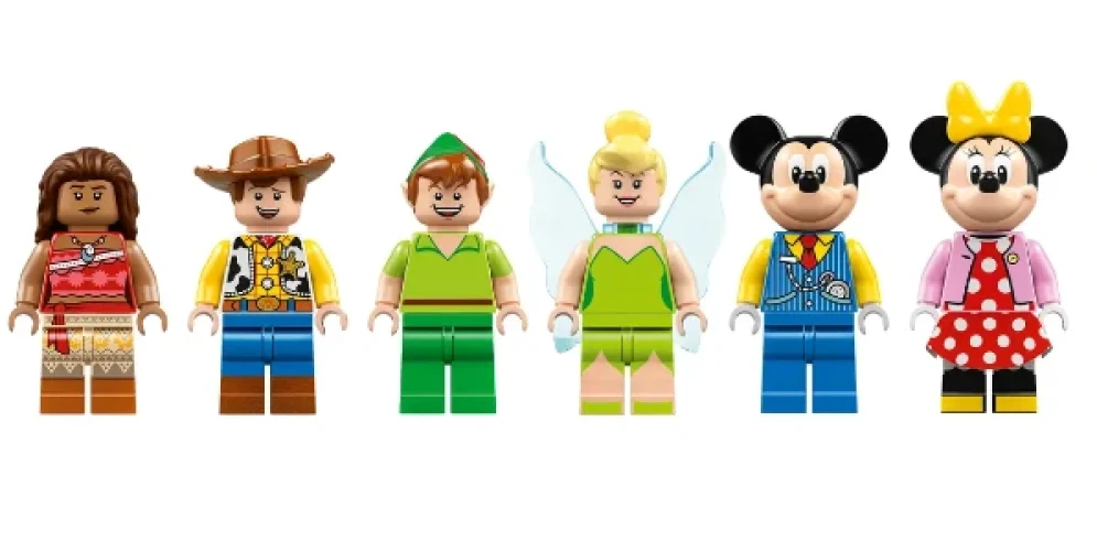 Set constructie Lego Disney Celebration Train, 200 elemente cumpăra în Chișinau