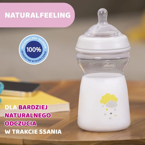 Biberon pentru bebeluși din plastic Chicco Natural Feeling Cloud&Heart White, 330 ml cumpăra în Chișinau