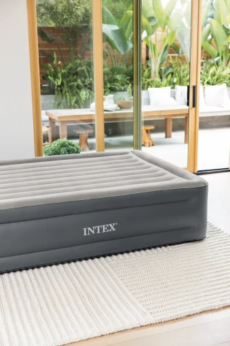 Saltea gonflabilă Intex Velur Queen Essential Rest cu pompă electrică încorporată 220 V cumpăra în Chișinau