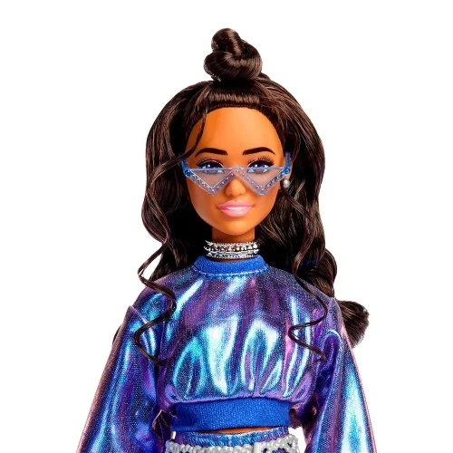 Păpușa Barbie Fashionistă rochie violetă lucioasă cumpăra în Chișinau