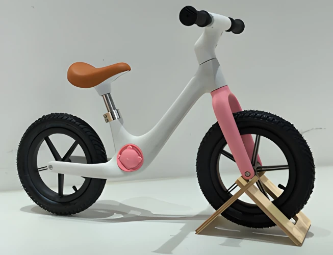 Bicicleta fără pedale Epid Leste Pink & White cumpăra în Chișinau