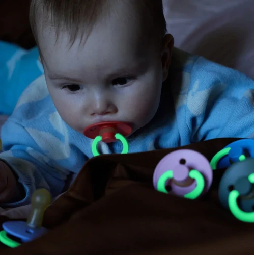 Круглые латексные соски Bibs Glow Hush & Grape (0-6 мес.), 2 шт. купить в Кишиневе
