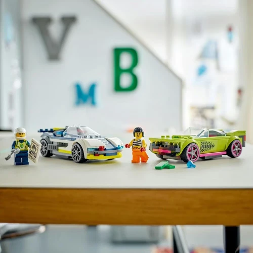 Set construcție Lego City Police Car And Muscle Car Chase, 213 elemente cumpăra în Chișinau