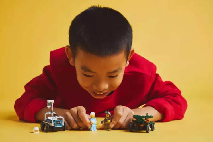 Set construcție Lego City Aeroplane vs Hospidal bed, 70 elemente cumpăra în Chișinau