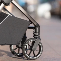 Прогулочная коляска с реверсивным блоком Carrello Ultra Power Black купить в Кишиневе. Фото 4