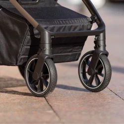 Прогулочная коляска с реверсивным блоком Carrello Ultra Power Black купить в Кишиневе. Фото 3