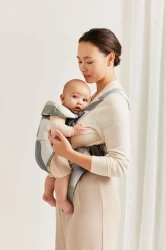 Marsupiu anatomic BabyBjorn Mini Cotton Khaki Green cumpăra în Chișinau. Foto 3