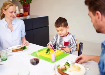 Тарелка Placematix Kids Plate Yellow купить в Кишиневе. Фото 5