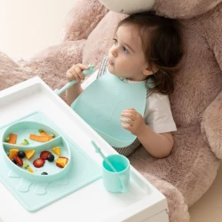 Слюнявчик из силикона WeeBaby Prime Розовый, Оранжевый, Фиолетовый, Голубой купить в Кишиневе. Фото 9