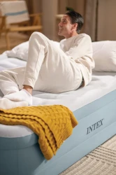 Надувная подушка Intex Velur Downy Pillow со встроенным электрическим насосом 220 В купить в Кишиневе. Фото 6