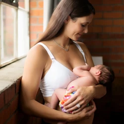 Бюстгальтер для кормления Carriwell Padded Maternity White, размер S купить в Кишиневе. Фото 7