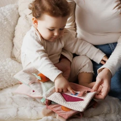 Игрушка для коляски книга BabyOno Rabbit Karo купить в Кишиневе. Фото 10