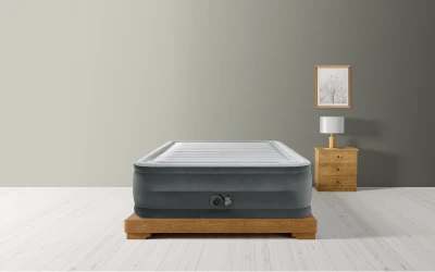 Надувной матрас Intex Velur Queen Comfort-Plush High-Rise со встроенным электрическим насосом 220 В купить в Кишиневе. Фото 3
