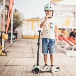 Самокат Scoot&Ride Highwaykick 3 LED Kiwi купить в Кишиневе. Фото 3
