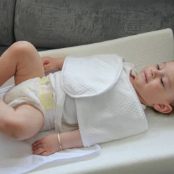 Пеленальник мягкий BabyJem Экрю, 50x70 см купить в Кишиневе. Фото 3