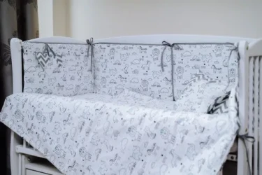 Комплект в кроватку 8 предметов PernaMea HappyBaby Albastru купить в Кишиневе. Фото 2