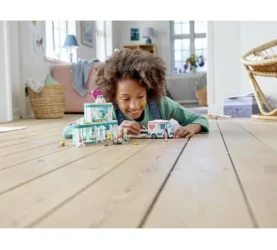 Конструктор Lego Friends "Городская больница Хартлейк Сити" (379 дет.) купить в Кишиневе. Фото 9
