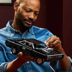 Set construcție Lego Technic Fast and Furious Dodge Charger R/T, 1516 elemente cumpăra în Chișinau. Foto 9