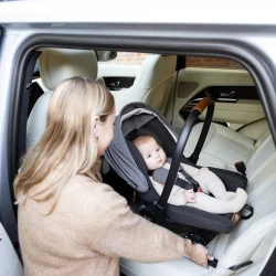 Автолюлька 40-75 см (i-Size) Isofix Joie Sprint Signature Carbon купить в Кишиневе. Фото 9