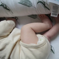 Кокон для новорожденных BabyJem Between Parents Botanic Leaves Gri купить в Кишиневе. Фото 3