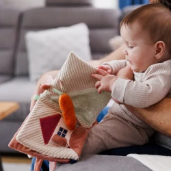 Игрушка для коляски книга BabyOno Rabbit Karo купить в Кишиневе. Фото 11