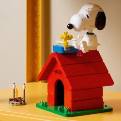 Конструкторы Lego Ideas Peanuts: Snoopy's Doghouse, 964 элементов купить в Кишиневе. Фото 7