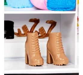 Set Barbie "Dulap-valiză pentru haine cu o păpușă" cumpăra în Chișinau. Foto 8